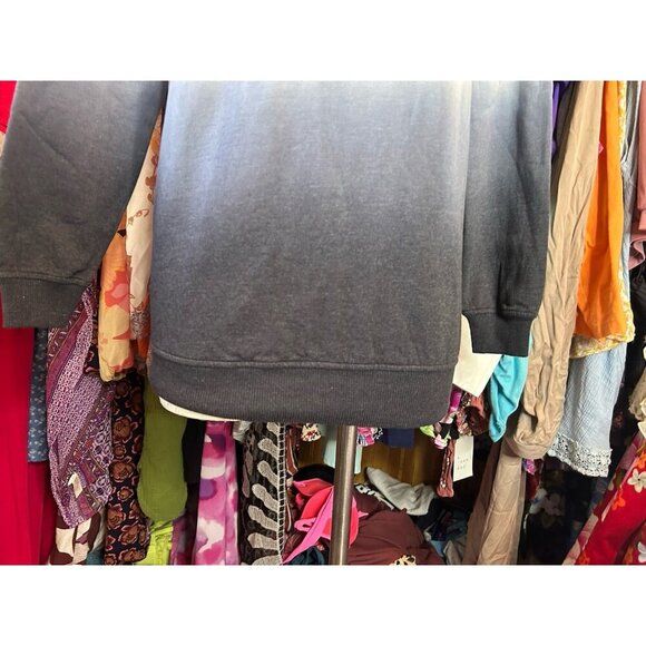 BP Gray Ombre Crewneck Pullover Sweatshirt Knit NWT Sz XXS Oversized - Picture 3 of 10